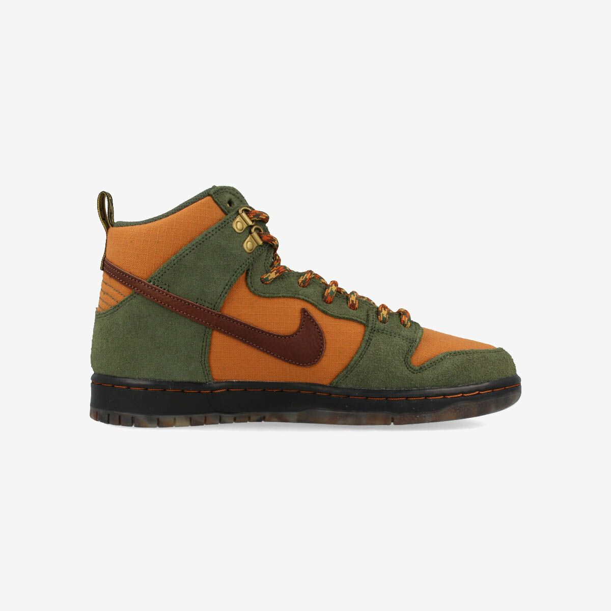 NIKE SB x PASS-PORT DUNK HIGH PRO QS CARBON GREEN/CIDER/WHEAT GOLD