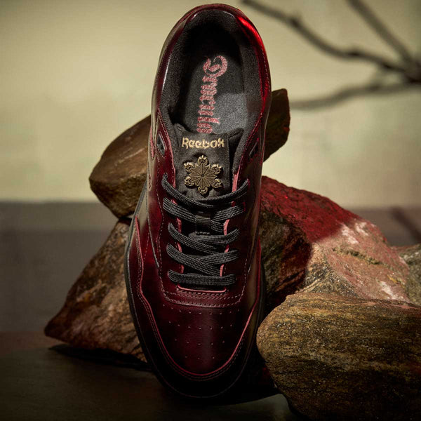 Reebok BB 4000 II × UNIVERSAL MONSTERS RED/BLACK