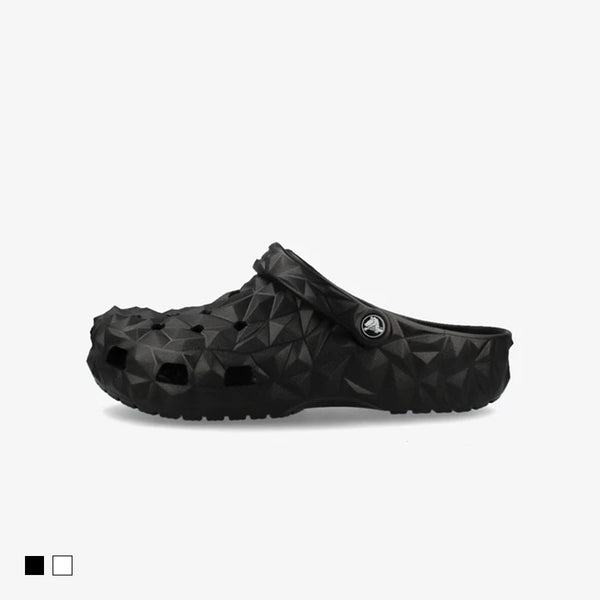 CROCS CLASSIC GEOMETRIC CLOG