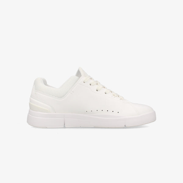 ON THE ROGER ADVANTAGE 2 (M) ALL WHITE