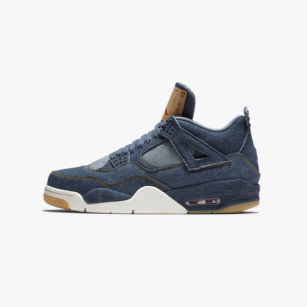 NIKE AIR JORDAN 4 RETRO × LEVI’S 【DENIM】 DENIM/DENIM/SAIL/GAME RED