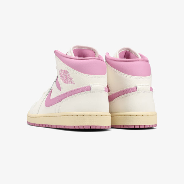 NIKE WMNS AIR JORDAN 1 MID SAIL/PINK/COCONUT MILK