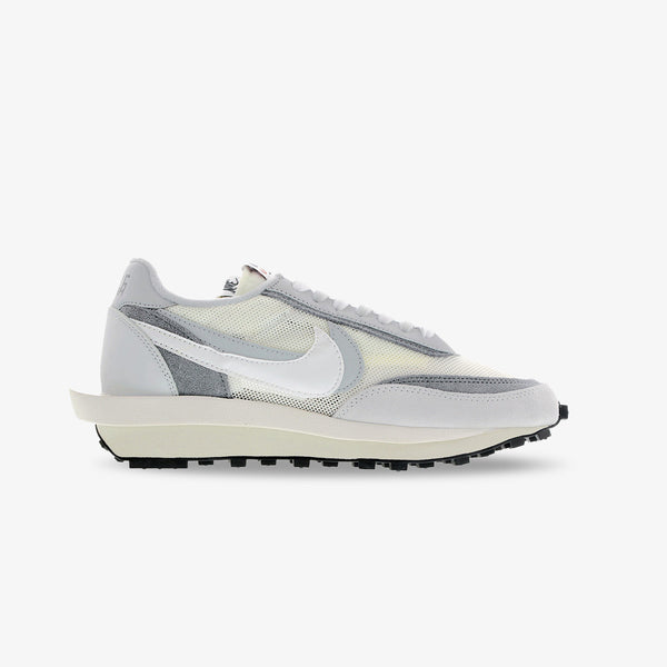 sacai x NIKE LD WAFFLE SUMMIT WHITE/WHITE/WOLF GREY