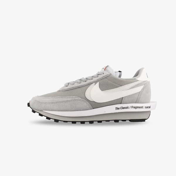 NIKE LD WAFFLE LIGHT SMOKE GREY/WHITE/BLACK 【FRAGMENT DESIGN】【SACAI】