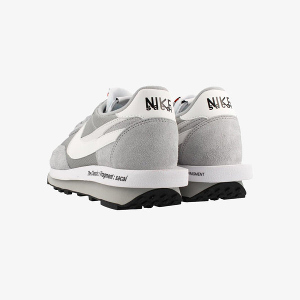 NIKE LD WAFFLE LIGHT SMOKE GREY/WHITE/BLACK 【FRAGMENT DESIGN】【SACAI】