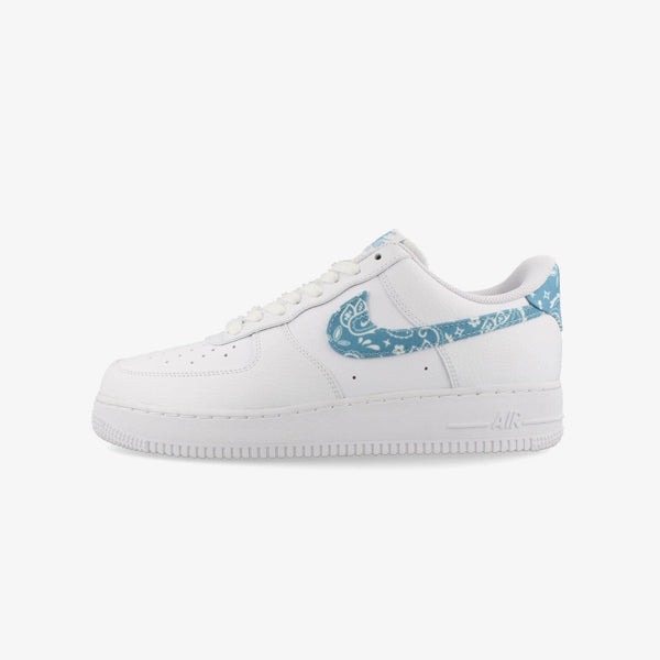 NIKE WMNS AIR FORCE 1 '07 ESSENTIALS WHITE/WORN BLUE/WHITE/WHITE 【PAISLEY】