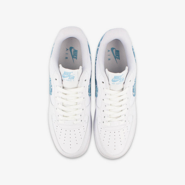 NIKE WMNS AIR FORCE 1 '07 ESSENTIALS WHITE/WORN BLUE/WHITE/WHITE 【PAISLEY】