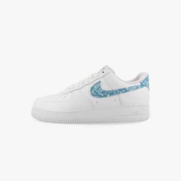 NIKE WMNS AIR FORCE 1 '07 ESSENTIALS WHITE/WORN BLUE/WHITE/WHITE 【PAISLEY】