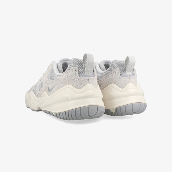 NIKE WMNS TECH HERA PHOTON DUST/SAIL/WHITE/WOLF GREY