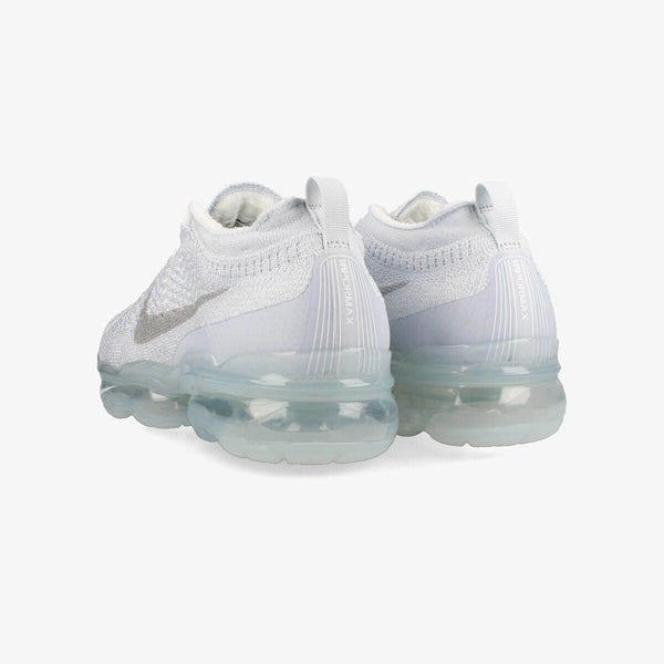 NIKE AIR VAPORMAX 2023 FLYKNIT PURE PLATINUM/PURE PLATINUM/PURE PLATINUM/WHITE