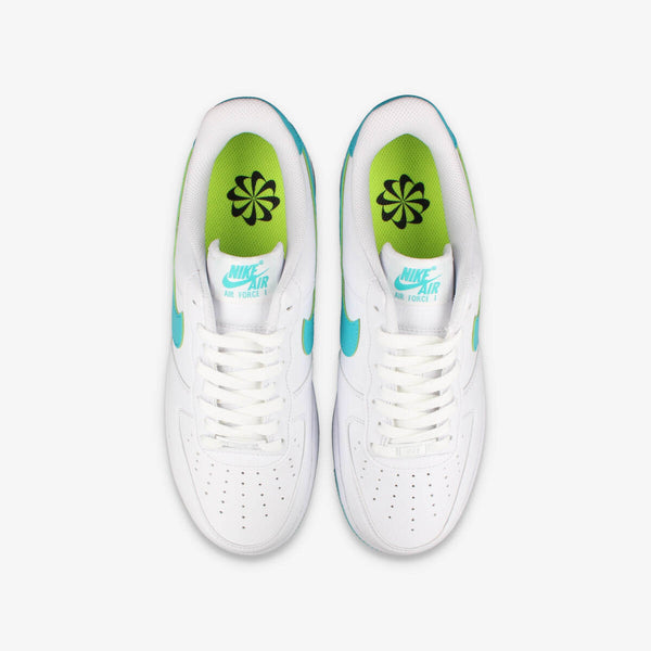 NIKE WMNS AIR FORCE 1 '07 NEXT NATURE WHITE/DUSTY CACTUS/WHITE/VOLT