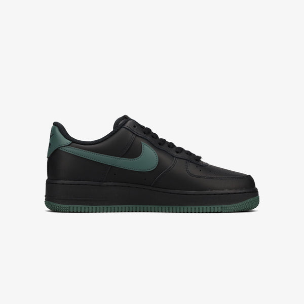 NIKE AIR FORCE 1 '07 BLACK/VINTAGE GREEN