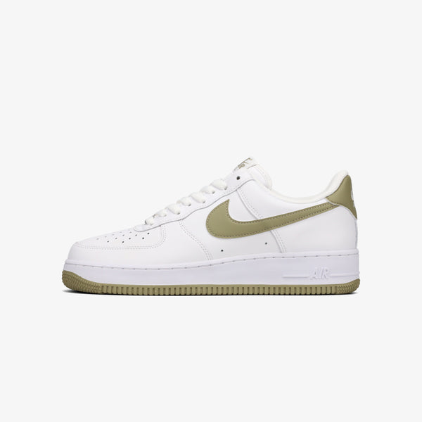 NIKE AIR FORCE 1 '07 WHITE/NEUTRAL OLIVE