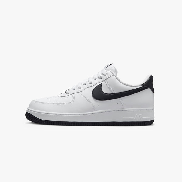 NIKE AIR FORCE 1 '07 WHITE/BLACK-WHITE