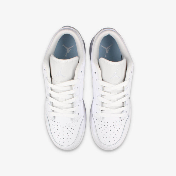 NIKE AIR JORDAN 1 LOW SE GS WHITE/ICE BLUE/SUMMIT WHITE