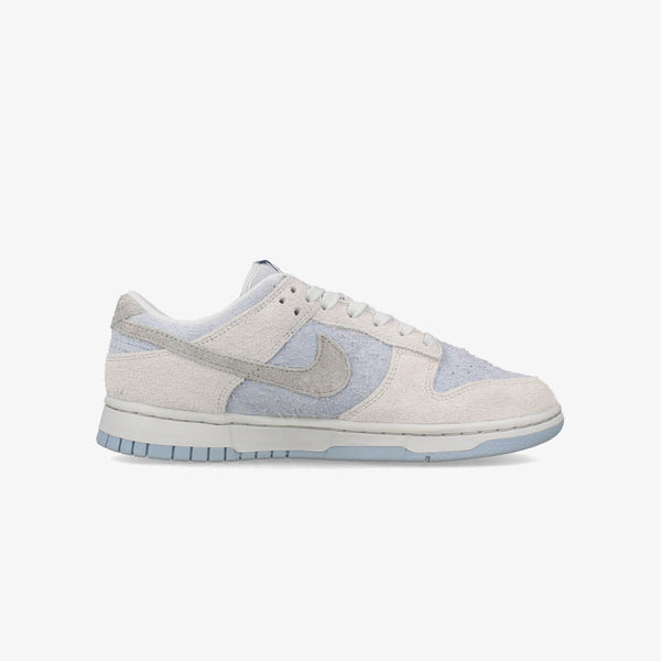 NIKE WMNS DUNK LOW 【Photon Dust/Light Armory Blue】 PHOTON DUST/LIGHT ARMORY BLUE