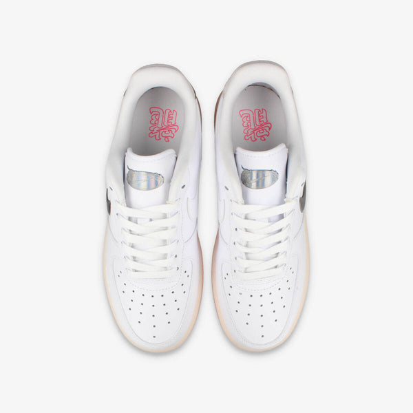 NIKE WMNS AIR FORCE 1 LOW '07 SE PRM 【YEAR OF THE DRAGON】 WHITE/MULTH COLOR/WHITE