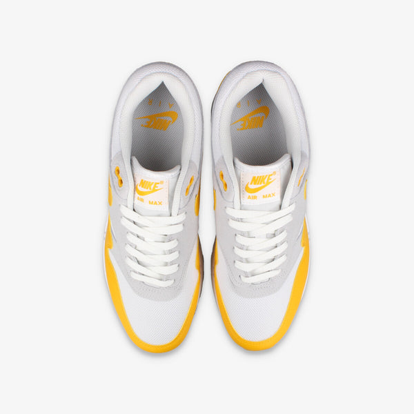 NIKE AIR MAX 1 ESSENTIAL WHITE/UNIVERSITY GOLD/PURE PLATINUM