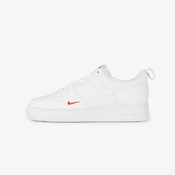 NIKE AIR FORCE 1 '07 WHITE/UNIVERSITY RED/WHITE