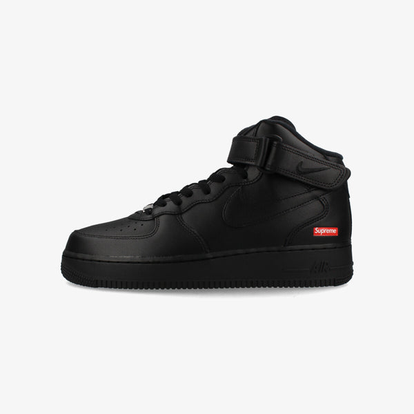 NIKE AIR FORCE 1 MID SP × SUPREME BLACK/BLACK/BLACK