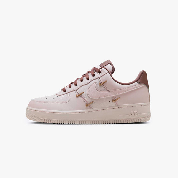 NIKE WMNS AIR FORCE 1 '07 LX PINK OXFORD/PINK OXFORD/SMOKEY