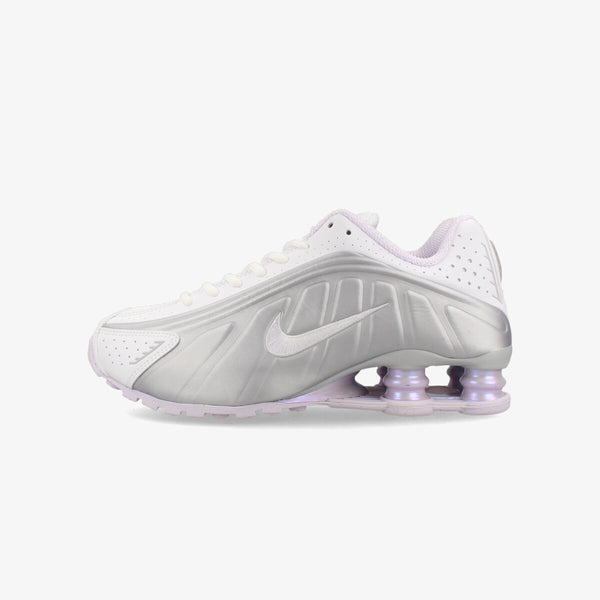 NIKE WMNS SHOX R4 WHITE/BARELY GRAPE/MTLC PLATINUM