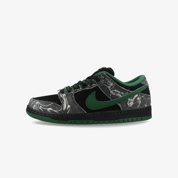 NIKE SB DUNK LOW PRO × THERE SKATEBOARDS BLACK/GORGE GREEN/SUMMIT WHITE