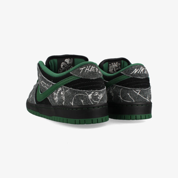 NIKE SB DUNK LOW PRO × THERE SKATEBOARDS BLACK/GORGE GREEN/SUMMIT WHITE