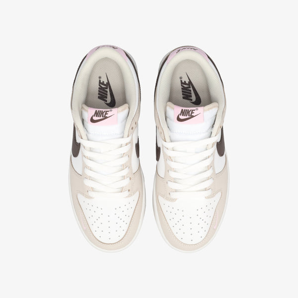 NIKE WMNS DUNK LOW 【NEAPOLITAN】 SUMMIT WHITE/BAROQUE BROWN