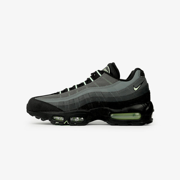 NIKE AIR MAX 95 BLACK/VAPOR GREEN/ANTHRACITE/IRON GREY