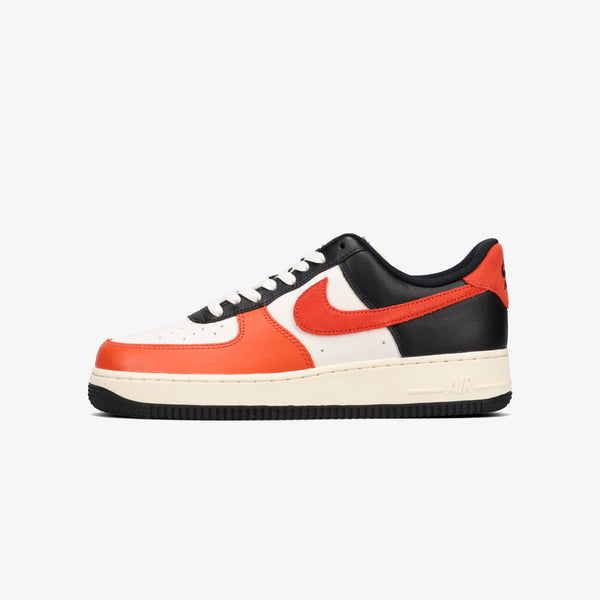 NIKE AIR FORCE 1 07 LV8 【HALLOWEEN】 BLACK/VINTAGE CORAL/PHANTOM/PALE IVORY