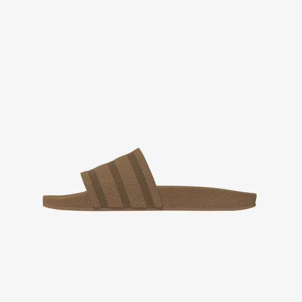 adidas ADILETTE SUEDE SLIDES BROWN DESERT/BROWN DESERT/GUM