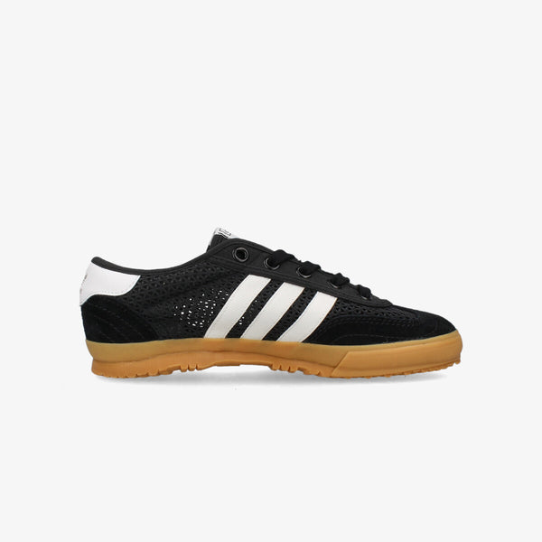 adidas TISCHTENNIS CORE BLACK/FTWR WHITE/CRYSTAL WHITE