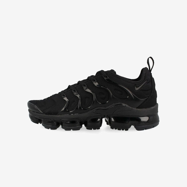 NIKE AIR VAPORMAX PLUS BLACK/BLACK/DARK GREY