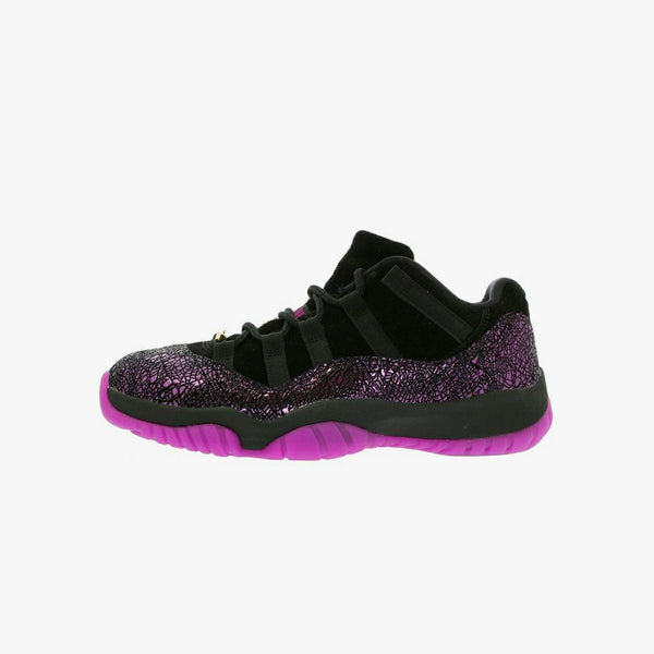 NIKE WMNS AIR JORDAN 11 RETRO LOW BLACK/FUCHSIA BLAST 【ROOK TO QUEEN】