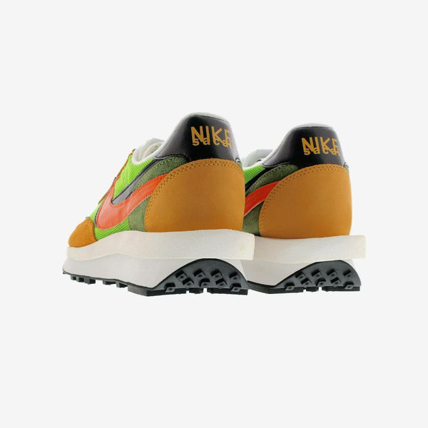 sacai x NIKE LD WAFFLE GREEN GUSTO/SAFETY ORANGE