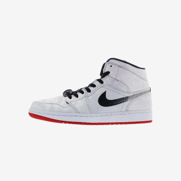 NIKE AIR JORDAN 1 MID SE FRLS GC WHITE/BLACK/WHITE [CLOT]