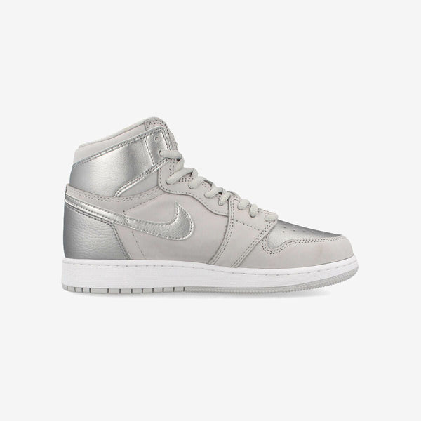 NIKE AIR JORDAN 1 RETRO HIGH OG GS CO.JP NEUTRAL GREY/METALLIC SILVER/WHITE [TOKYO]