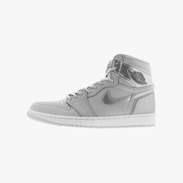 NIKE AIR JORDAN 1 RETRO HIGH OG CO.JP NEUTRAL GREY/METALLIC SILVER/WHITE 【TOKYO】