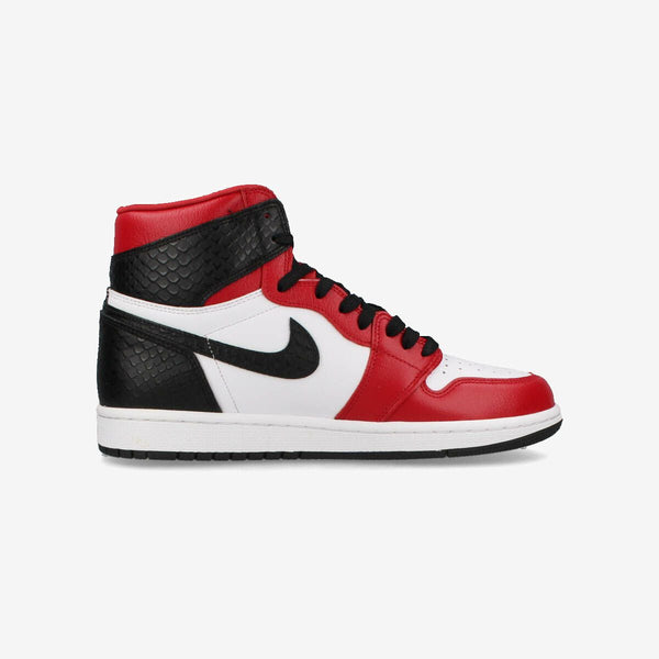 NIKE WMNS AIR JORDAN 1 HIGH OG GYM RED/WHITE/BLACK 【SATIN SNAKE】