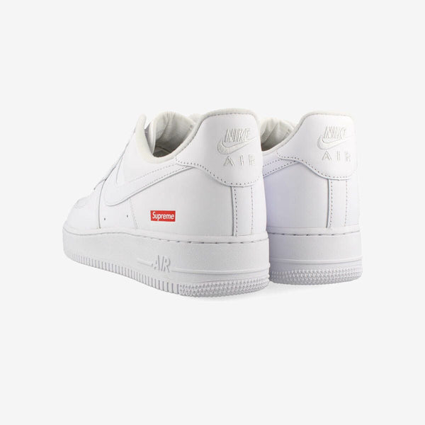 NIKE AIR FORCE 1 LOW SUPREME 白色/白色/白色 [盒子标志]