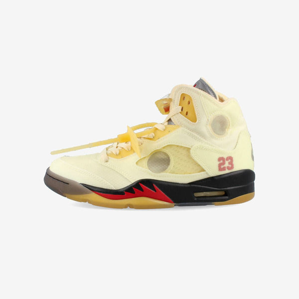 NIKE AIR JORDAN 5 RETRO SP SAIL/FIRE RED/MUSLIN/BLACK [OFF-WHITE]