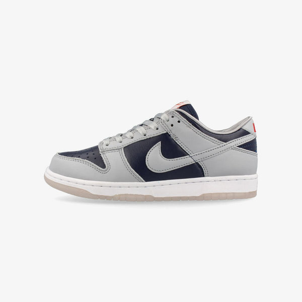 NIKE WMNS DUNK LOW SP COLLEGE NAVY/WOLF GREY/UNIVERSITY RED