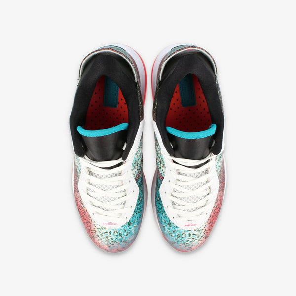 NIKE LEBRON VIII V/2 LOW WHITE/SOLAR RED/GLASS BLUE/WHITE 【MIAMI NIGHTS】