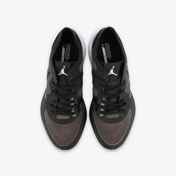 NIKE JORDAN AIR ZOOM 85 RUNNER BLACK/BLACK/WHITE