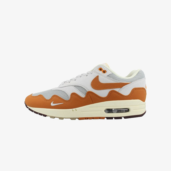 NIKE AIR MAX 1 PATTA METALLIC SILVER/MONARCH/PURE PLATINUM