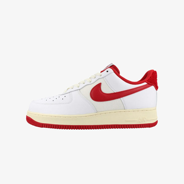 NIKE AIR FORCE 1 '07 LV8 WHITE/GYM RED/SAIL/WHITE