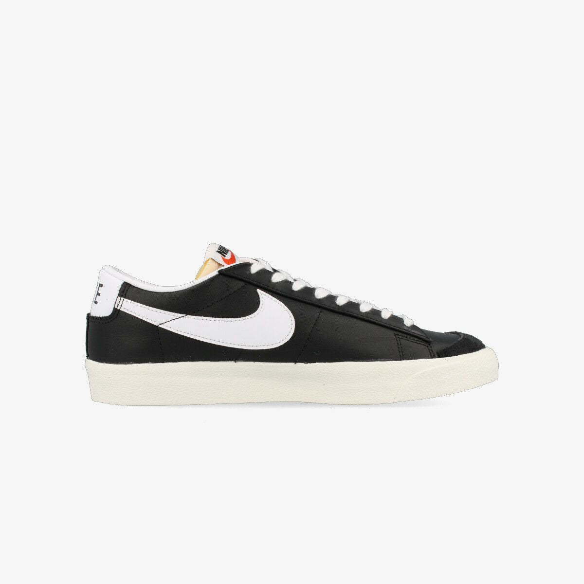 NIKE BLAZER LOW 77 VNTG BLACK/WHITE/SAIL/TOTAL ORANGE da6364-001