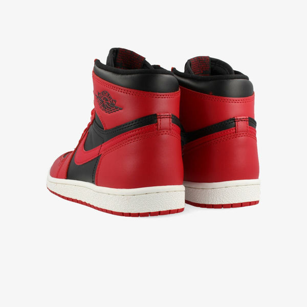 NIKE AIR JORDAN 1 HIGH ‘85 VARSITY RED/VARSITY RED/SUMMIT WHITE/BLACK