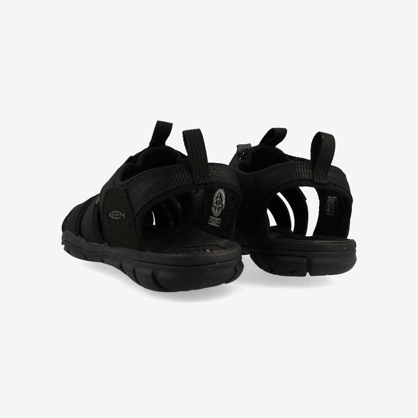 KEEN CLEARWATER CNX TRIPLE BLACK